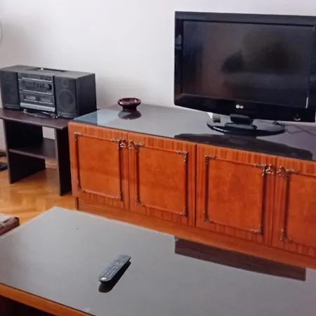 アパート Alvobar スコピエ